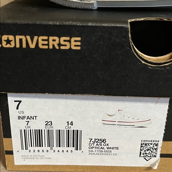 Used converse - Picture 5 of 5